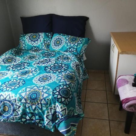 Tl Yahweh Guest House بوكسبرغ المظهر الخارجي الصورة