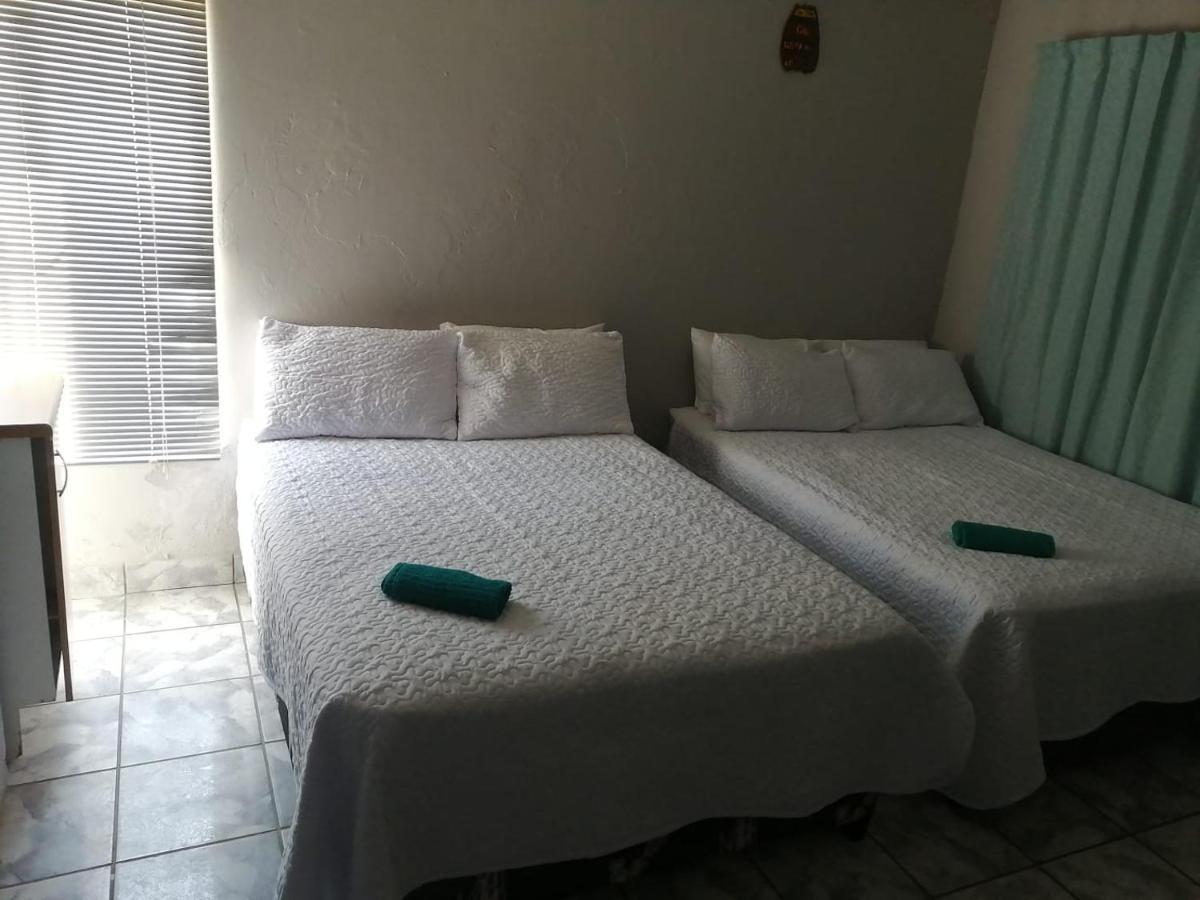 Tl Yahweh Guest House بوكسبرغ المظهر الخارجي الصورة